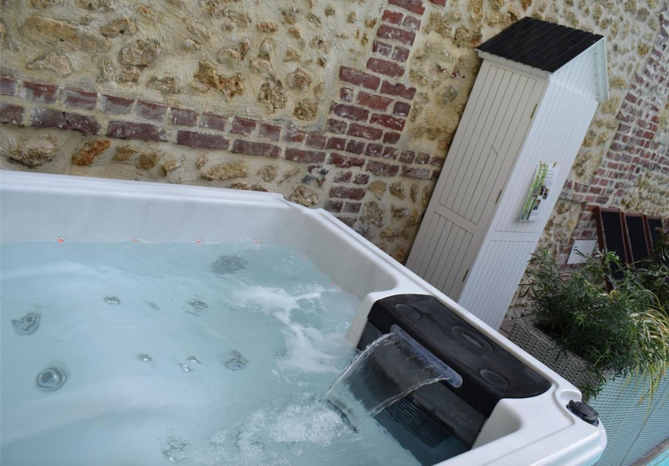 La Loggia Appart'Hotel & Spa Deauville Bagian luar foto